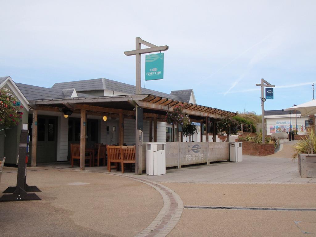 Holidays At Perran Sands Holiday Park Perranporth Exterior foto